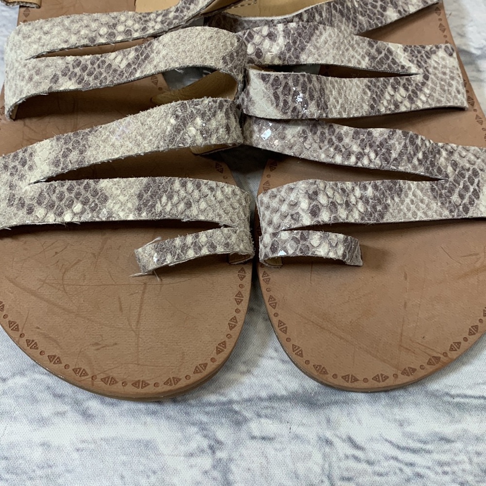 Lucky Brand LEATHER Strappy Snakeprint sandals 7.5 Open toe New - Picture 8 of 12